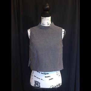 BLACK & WHITE CHECKERED CROP TOP🖤